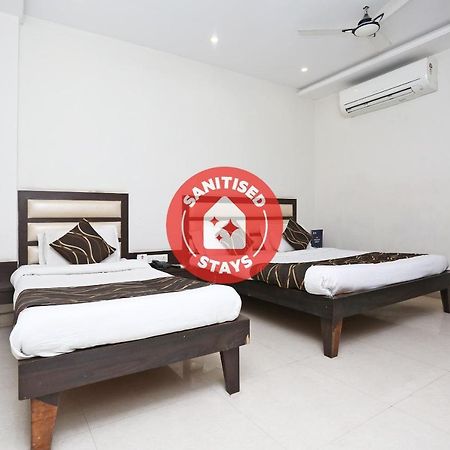 Oyo 6359 Hotel Mezbaan Regency Rāipur Esterno foto