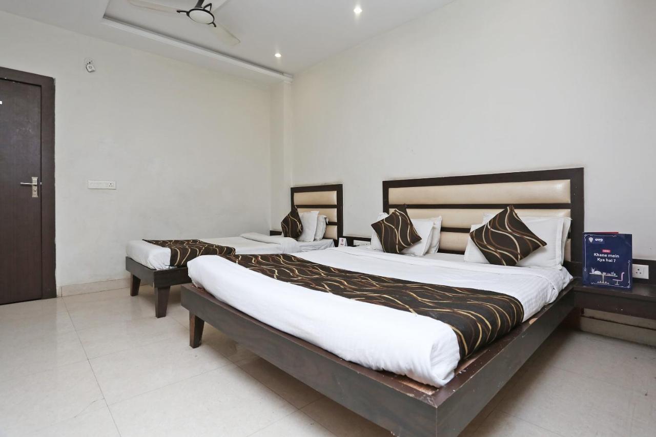 Oyo 6359 Hotel Mezbaan Regency Rāipur Esterno foto