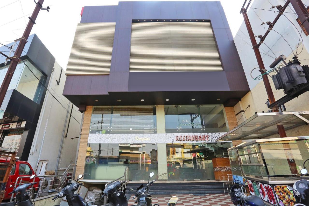 Oyo 6359 Hotel Mezbaan Regency Rāipur Esterno foto