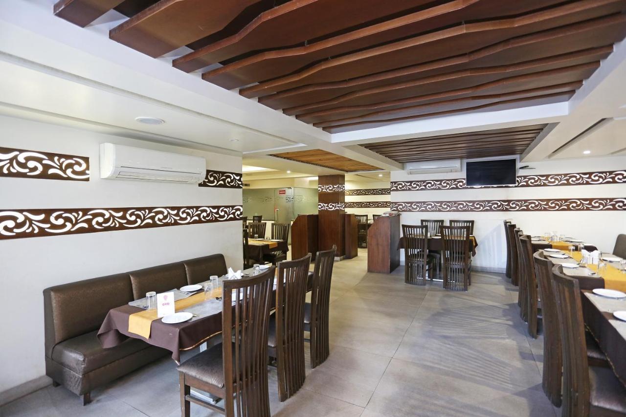 Oyo 6359 Hotel Mezbaan Regency Rāipur Esterno foto