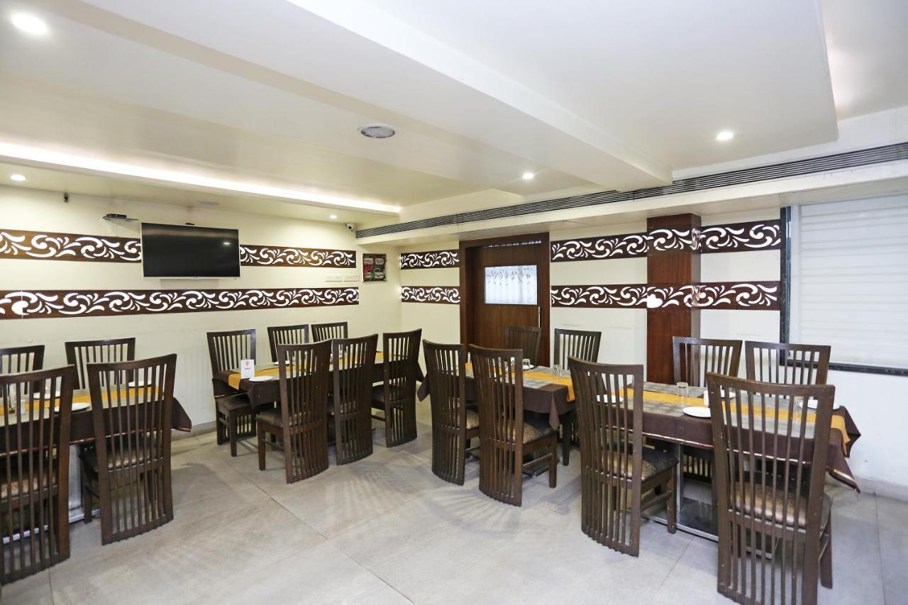 Oyo 6359 Hotel Mezbaan Regency Rāipur Esterno foto
