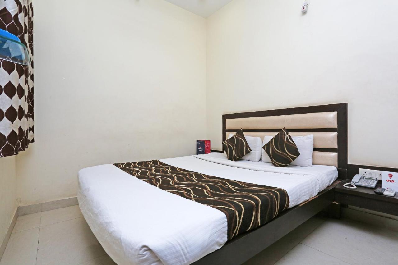 Oyo 6359 Hotel Mezbaan Regency Rāipur Esterno foto